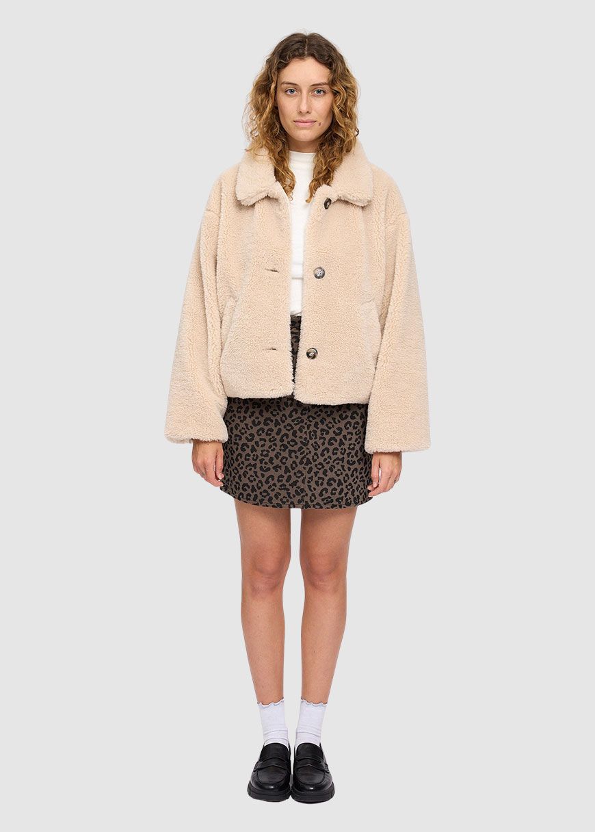 mazine_faux_fur_button_jacket_AW_25_MAZ_25331478_Natural_3_72fc6ca5b1 Faux-Fur Button Jacket
