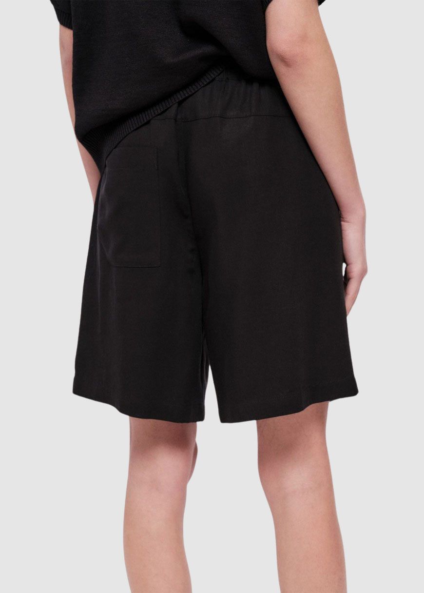Shorts mit elastischem Bund