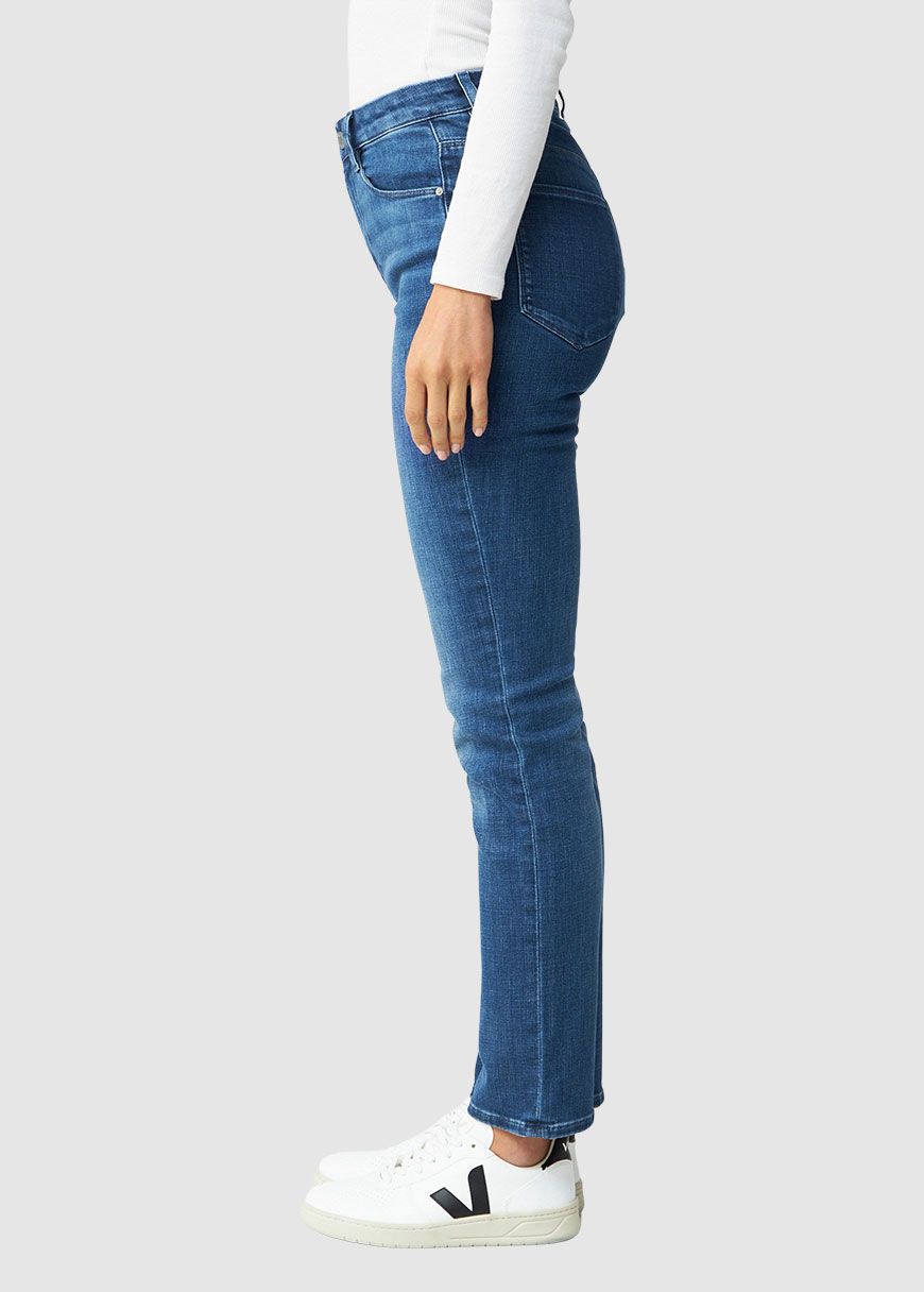 Stellar Slim Straight
