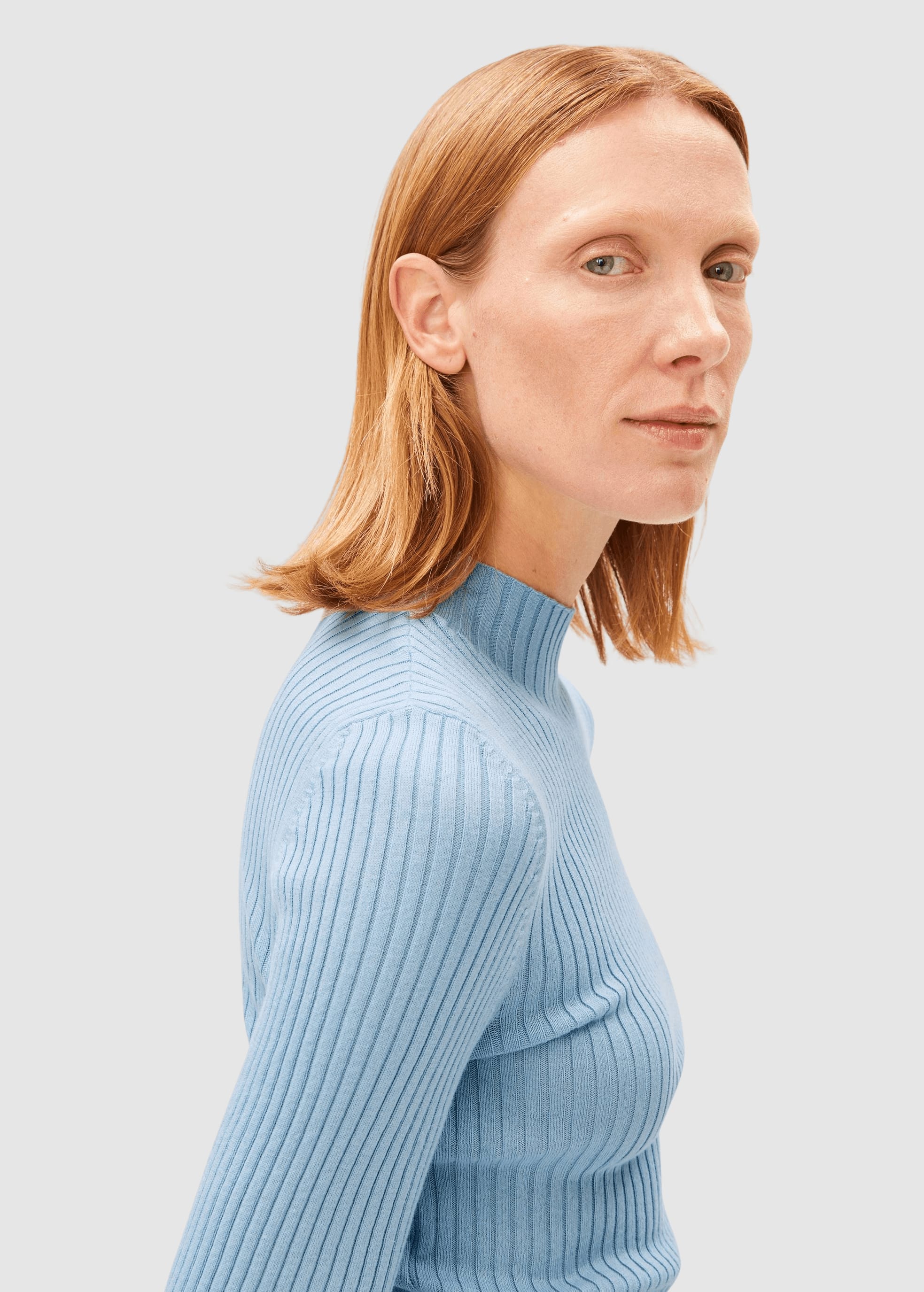 Alaania Knit Sweater Blue Glow Alaania Knit Sweater Blue Glow